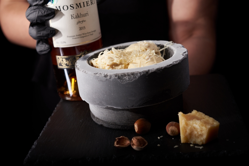 Мороженое из Mosmieri Kakhuri