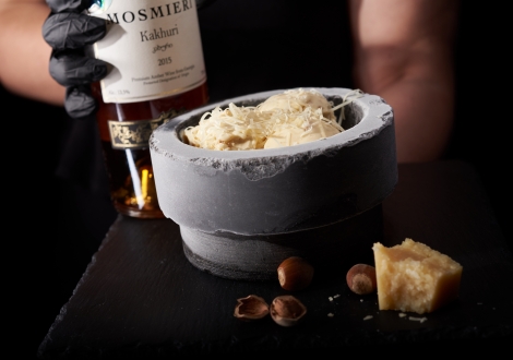 Мороженое из Mosmieri Kakhuri